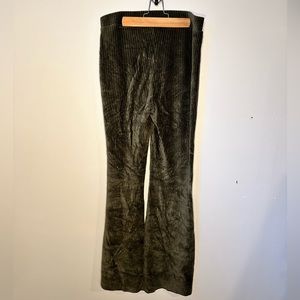 Aerie Army Green Ribbed Leggings